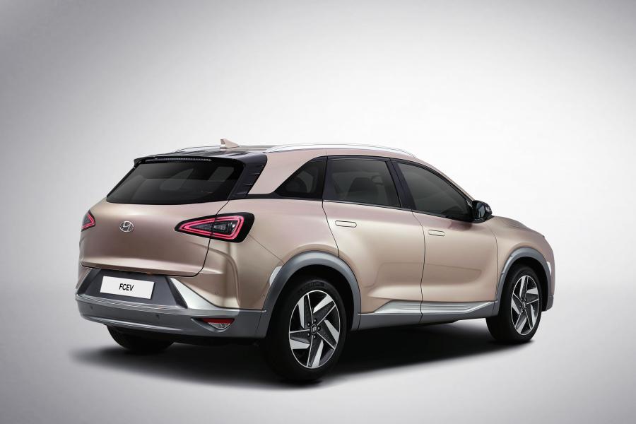  Hyundai NEXO 2018 года  (WW) (фото 3 из 41)